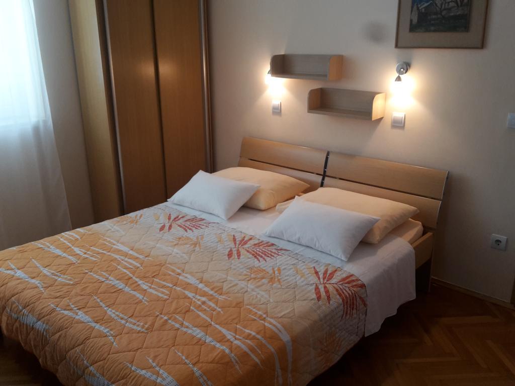 Apartments Kurtic Makarska Quarto foto